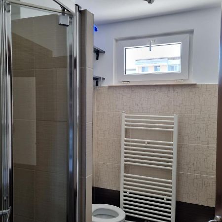 Yla Apartments Piatra Neamţ Exteriör bild